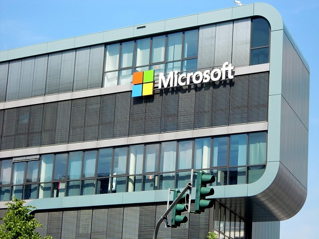 Microsoft предполага че продажбите през текущото тримесечие могат да бъдат